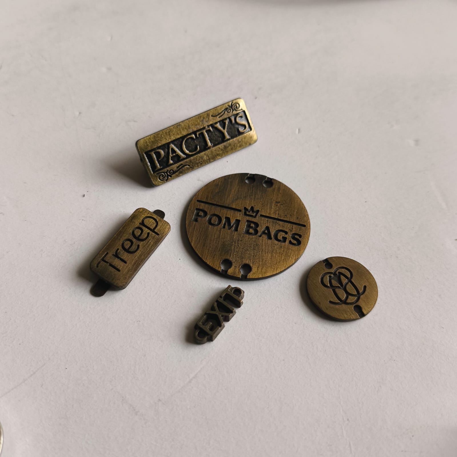 Avíos personalizados - Etiquetas Esther